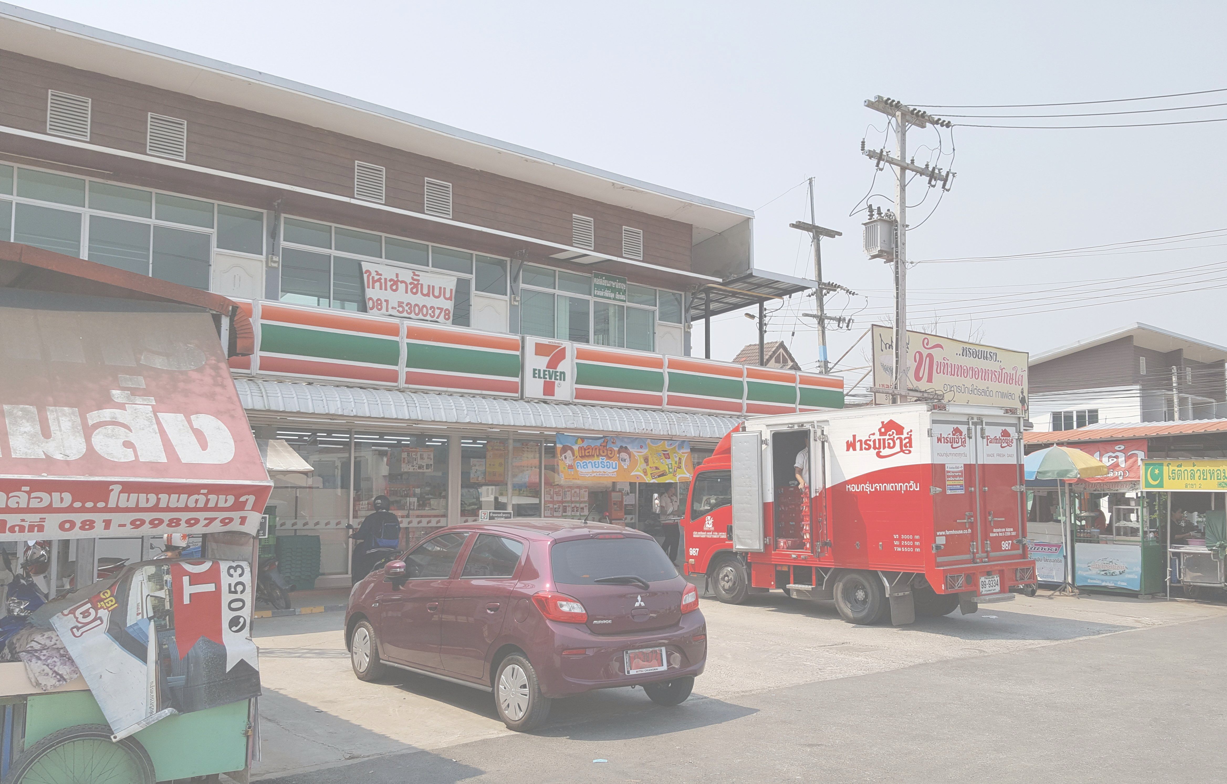 チェンマイのタイ古式マッサージスクール「V-チェンマイ」の近隣セブンイレブン